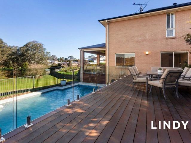 IMPRESSIVE FAMILY LIVING ON AN EXPANSIVE 3,630 SQM BLOCK