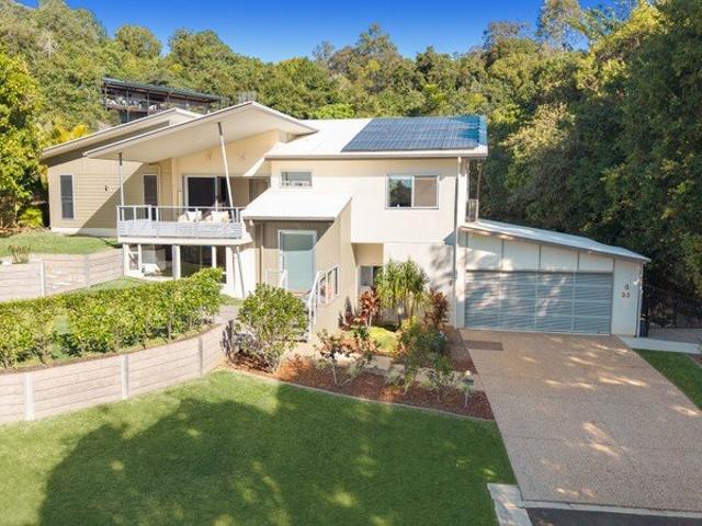 Impressive Family Living. Private Resort Feel