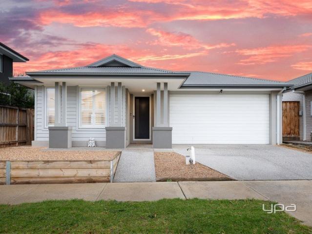 Impressive Family Living with Space, Style & Comfort