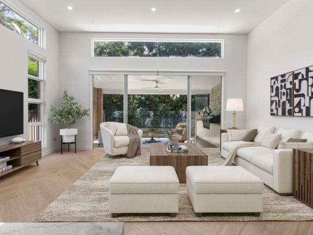 Impressive Five Bedroom Duplex with Family Friendly Design