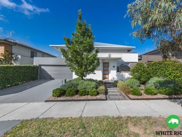 Impressive, High End, Ideal Location!