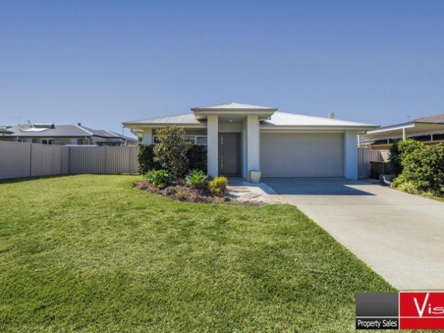 IMPRESSIVE HOME WITH SPACE FOR A CARAVAN