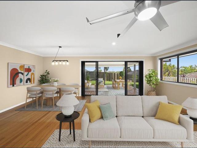 Impressive Innes Lake Home