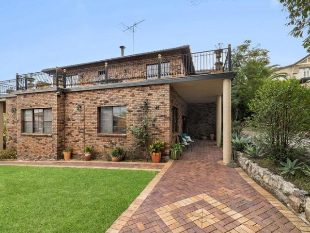 Impressive potential in prime parkside address