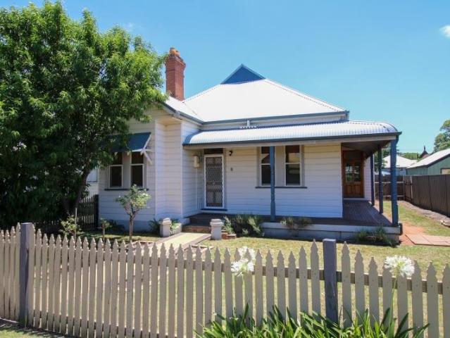 Impressive renovated 3 bedroom home