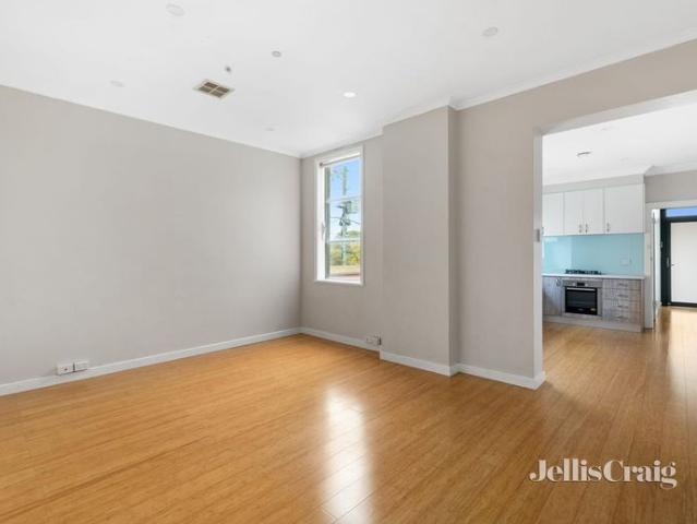 IMPRESSIVE UNIQUE, QUIET AND STANDALONE APARTMENT