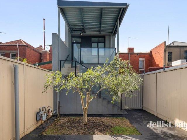 IMPRESSIVE UNIQUE, QUIET AND STANDALONE APARTMENT