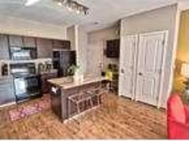Impressive 1Bd 1Ba Available Now $1617 Per Mo