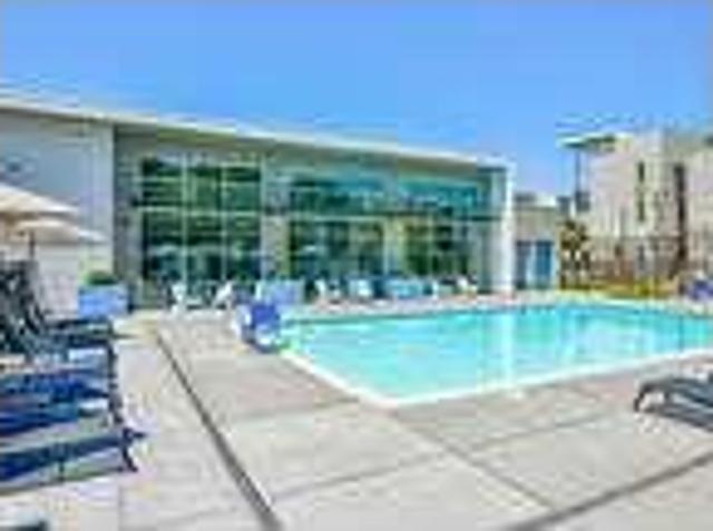 Impressive 2 Bed 2 Bath $2555/mo