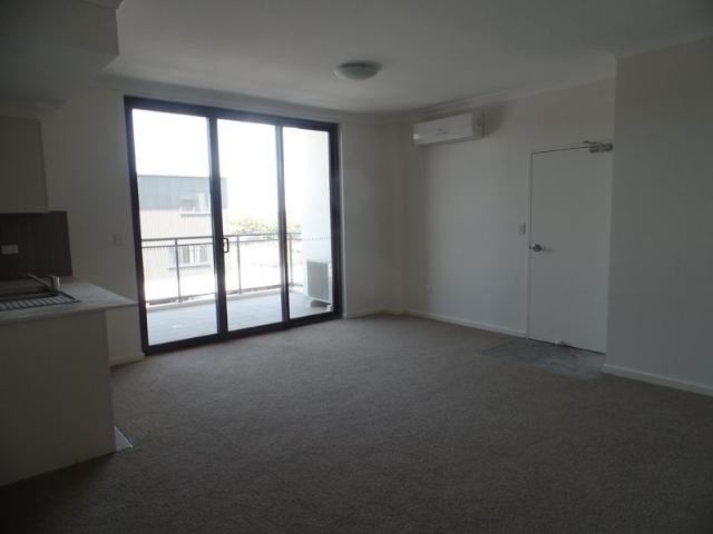 Impressive 2 Bedroom + Study!