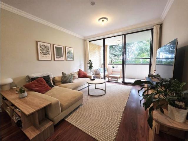 IMPRESSIVE 2 BEDROOMS APARTMENT