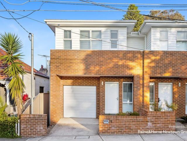 Impressive 3 year old family home with ducted air conditioning