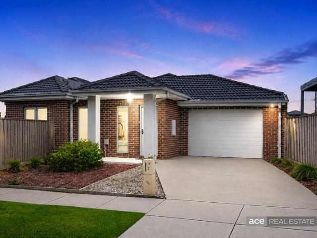 Impressive 4 Bedroom Living with Modern Appeal