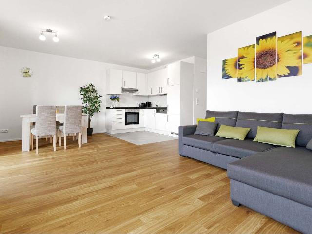 In 25 until 30 minutes in the City, Berlin Amsterdam Apartments for Rent