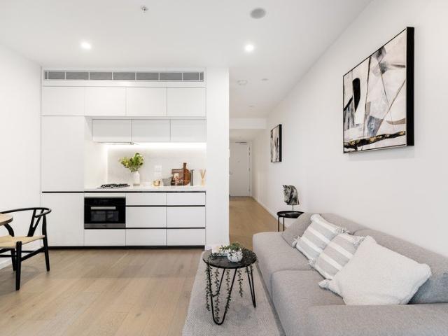 In the heart of City Apartment in Prime CBD Location