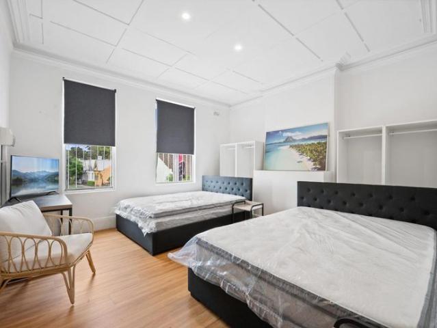 In the Heart of Bondi Junction Short Term Accomodation or Long term Fully furnished