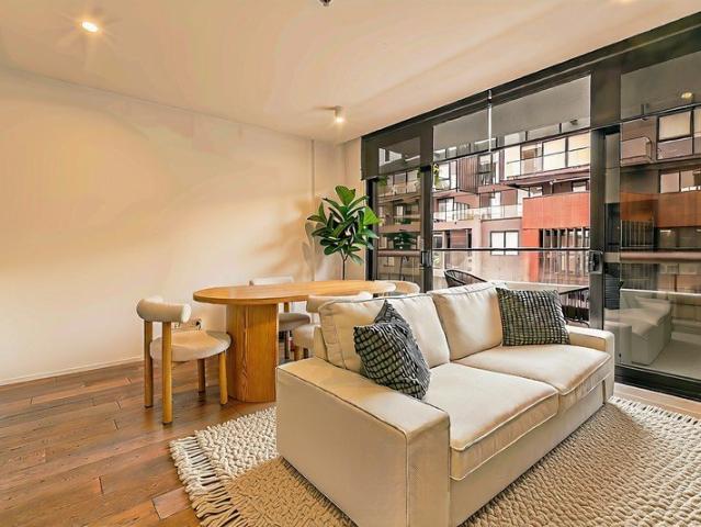 In the Heart of Hawthorn North Facing 2 Bedroom Gem