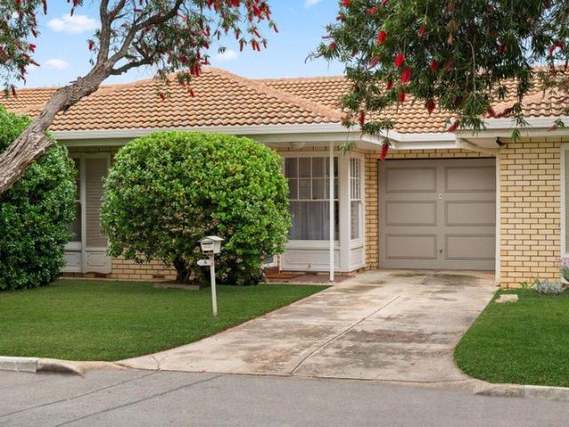 In the Heart of Somerton Park, Just 350m from the Beach