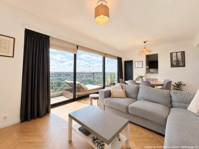 In the immediate vicinity of Roodebeek and its amenities !