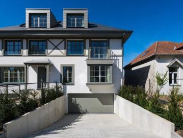 Geschakelde Woning te huur in Walhain - Parkeerplaats