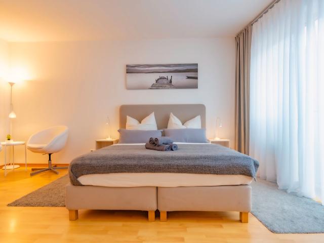 in the middle of the Neustadt incl. underground parking, Dresden Amsterdam Apartments for Rent