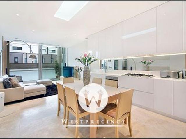 In transition? We offer fine furnished stays from 3 months