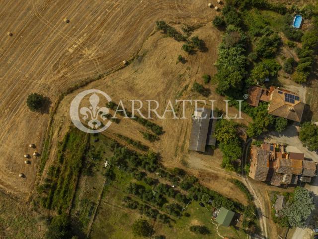 In un contesto paesaggistico privato ma non isolato, immerso. 200m² Castiglione del Lago