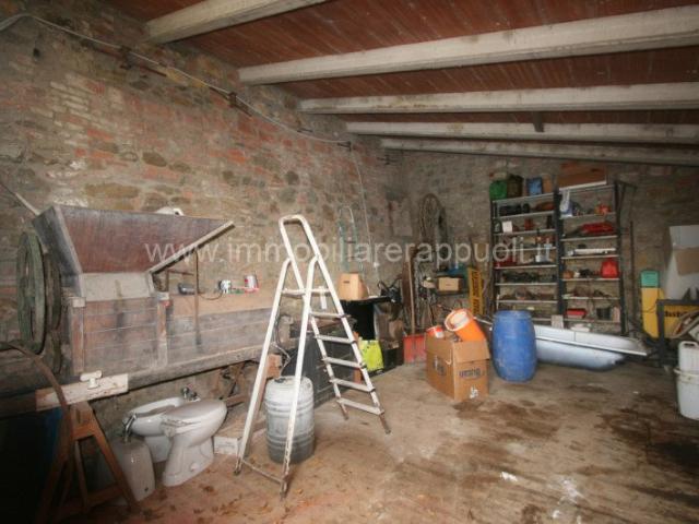 In una posizione panoramica e collinare nel cuore della Tosc. 0m² Lucignano