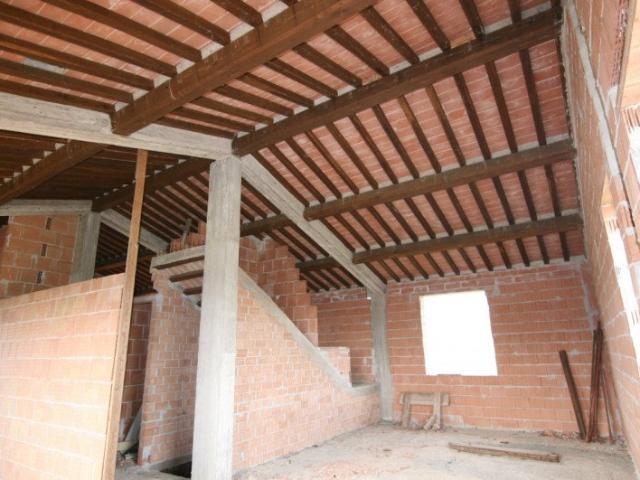In vendita a Castiglione del Lago, proponiamo una straordina. 450m² Castiglione del Lago
