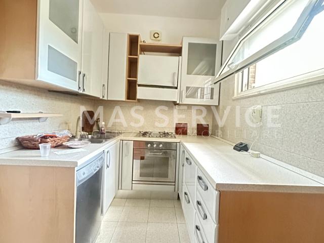 In affitto AXA Villa a Schiera Trilocale Duplex Via Prassitele 8