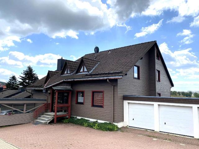 In bester Lage: Traumhafter Blick von der Loggia