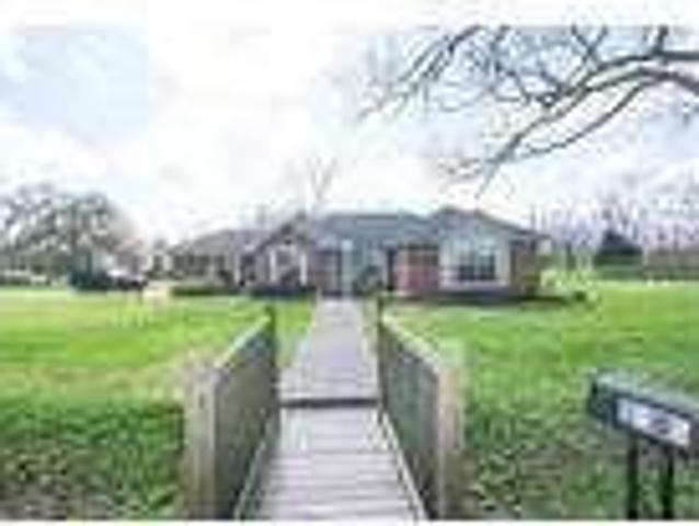 In Boling TX 77420