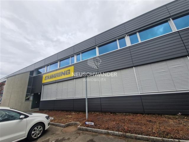 In Delémont ist eine große Gewerbefläche von 324 m² zur Miete