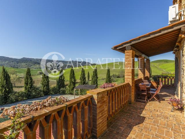 Volterra In Esclusiva Splendido casale in pietra in stil. 234m² Volterra