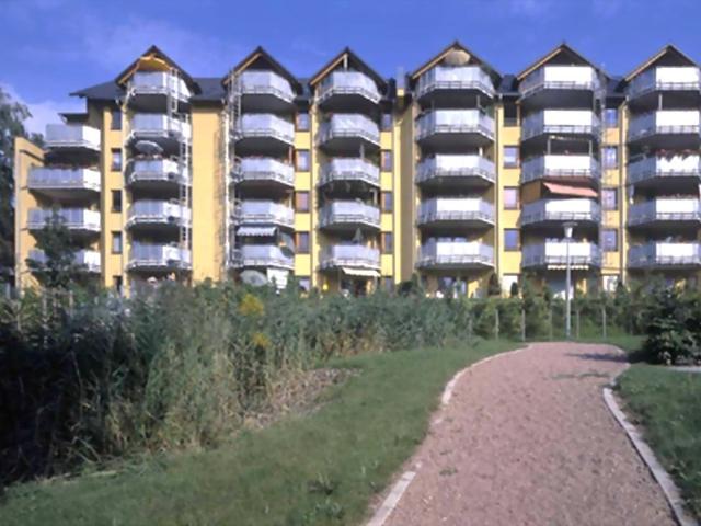 In Halle Weingärten, gemütliche 2. Zimmerwohnung mit Terrasse, Wannenbad im Untergeschoss