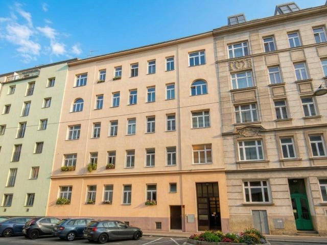 In Kürze frei: unsaniert oder saniert erhältlich