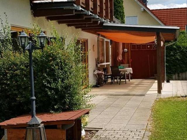 In Laubach Kreis Gießen Einfamilienhaus mit großem Grundstück
