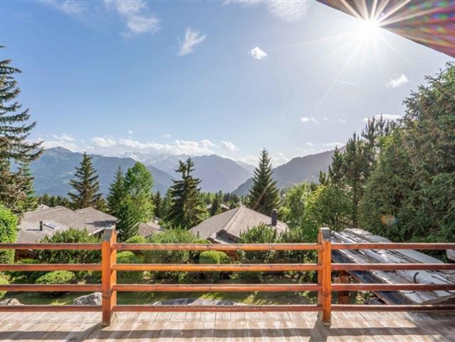 In Les Esserts ein hervorragendes Chalet mit 5,5 Zimmern