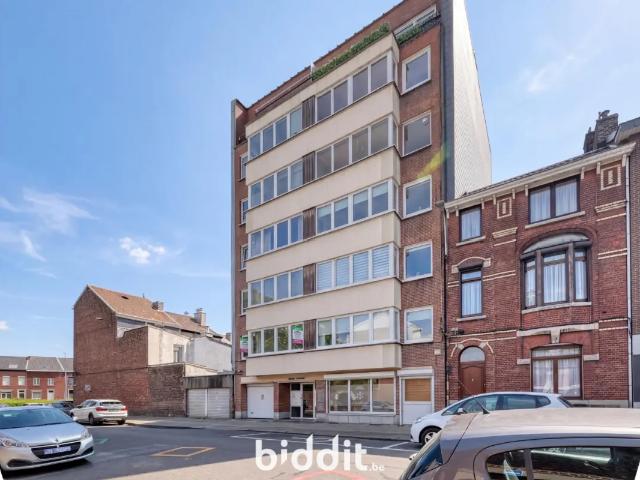 in openbare verkoop Appartement Luik