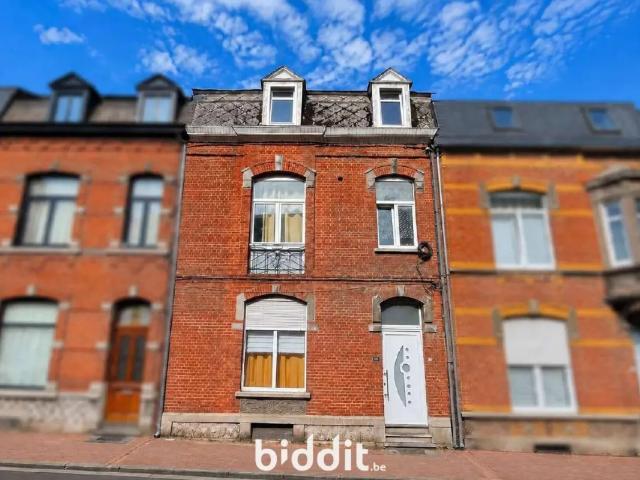 in openbare verkoop Huis Andenne