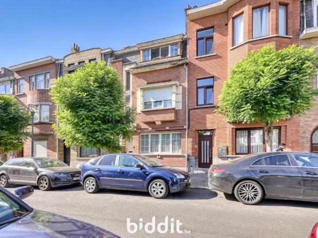 in openbare verkoop Huis Anderlecht