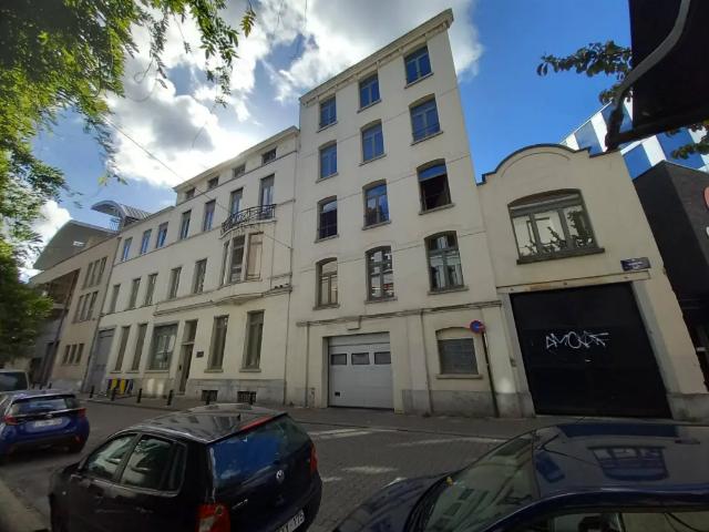 in openbare verkoop Huis gemengd gebruik Brussel
