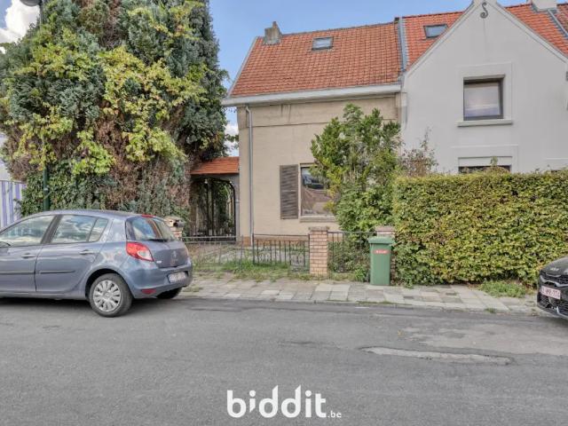 in openbare verkoop Huis Oudergem