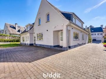 in openbare verkoop Villa Sint Genesius Rode