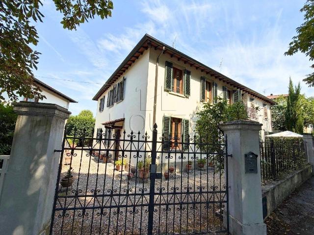 In posizione esclusiva e adiacente al centro storico di Sans. m² Sansepolcro