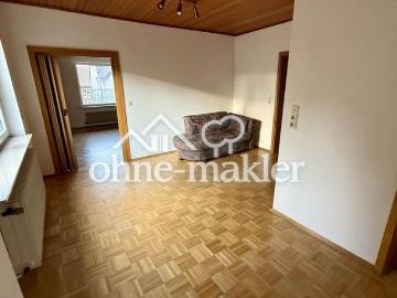 In Renovierung – großzügige Erdgeschosswohnung mit großer Terrasse, Platz für Familie & Hund