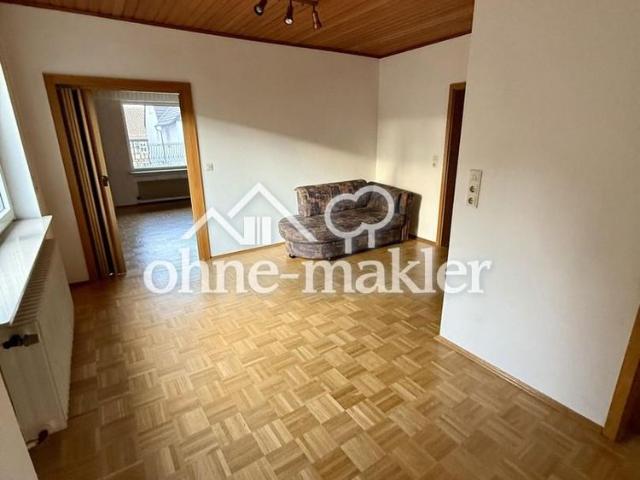 In Renovierung – großzügige Erdgeschosswohnung mit großer Terrasse, Platz für Familie & Hund
