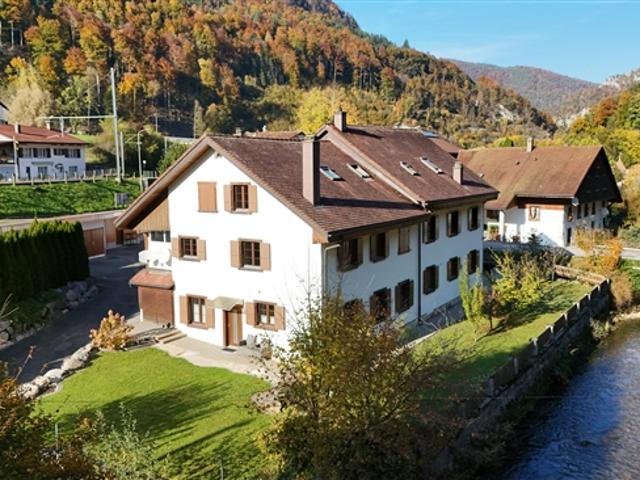 In Roches steht eine einstöckige Wohnung mit 3,5 Zimmern zum Verkauf