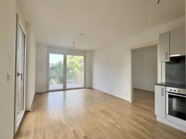 In Ruhelage nähe U1 Kagraner Platz