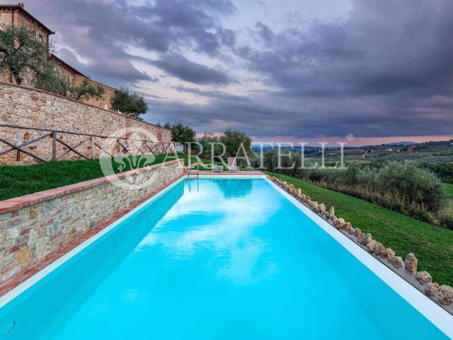 Appartamento di prestigio con giardino privato vicino a San. 220m² San Gimignano